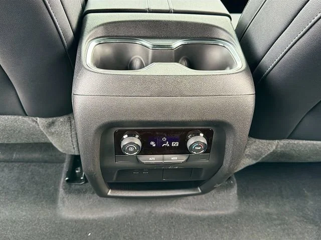 2026 Chevrolet Traverse LT - Photo 27