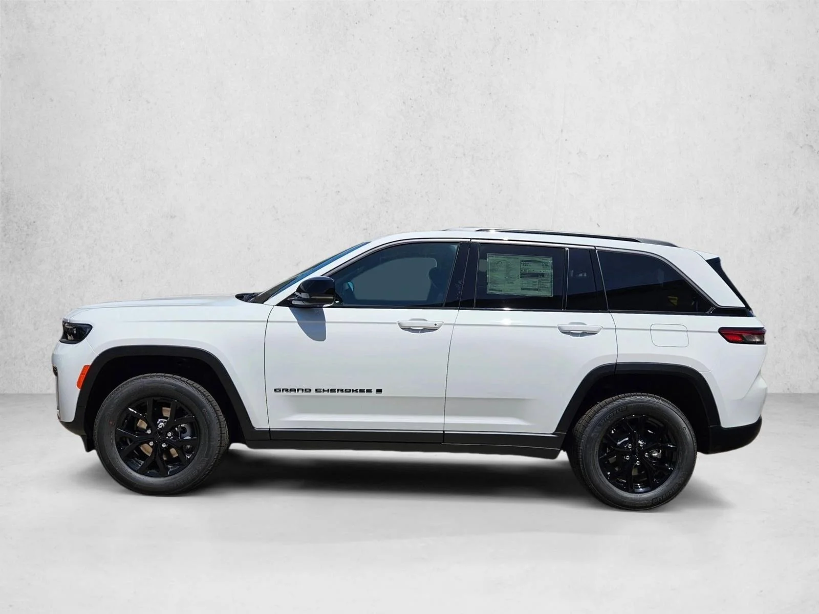 New 2026 Bright White Clearcoat Jeep Laredo Altitude image 5