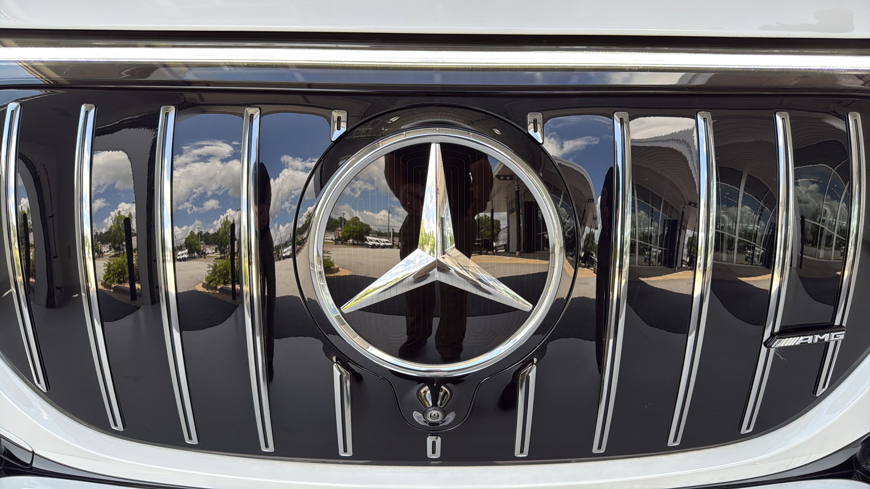 Certified Used 2026 MANUFAKTUR Moonlight White Metallic Mercedes-Benz AMG® EQE image 48