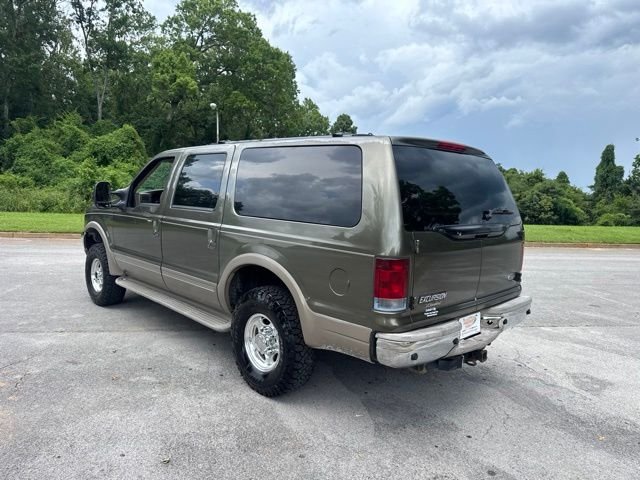 Used 2001 Green Ford Limited image 5