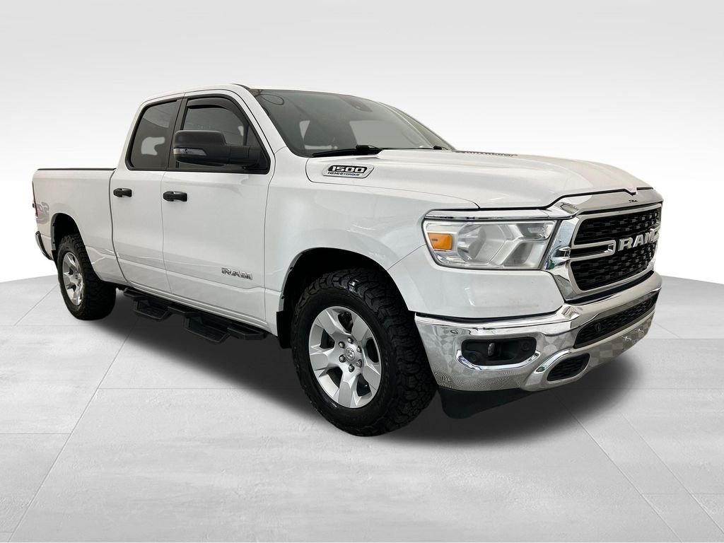 Used 2023 White Ram Big Horn/Lone Star image 9