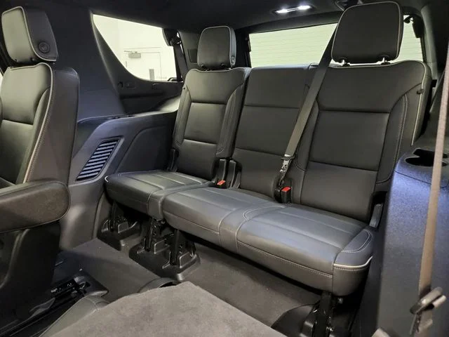 Used 2025 Black Chevrolet Premier image 34