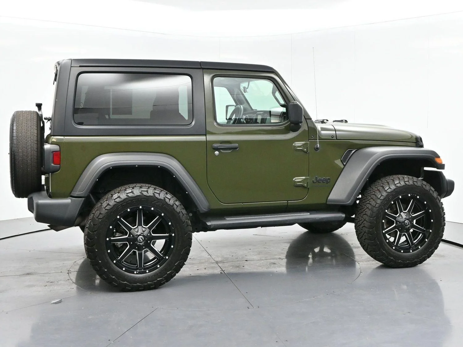 Used 2023 Sarge Green Clearcoat Jeep Sport image 8