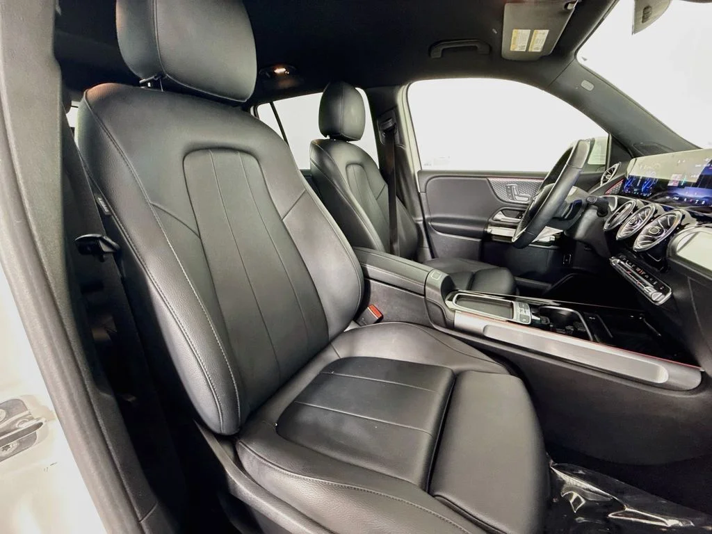 Used 2024 White Mercedes-Benz 250+ image 28