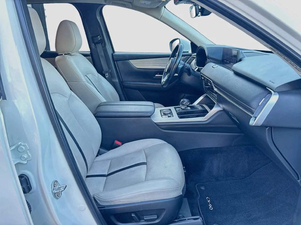 Certified Used 2024 White Mazda Preferred image 30