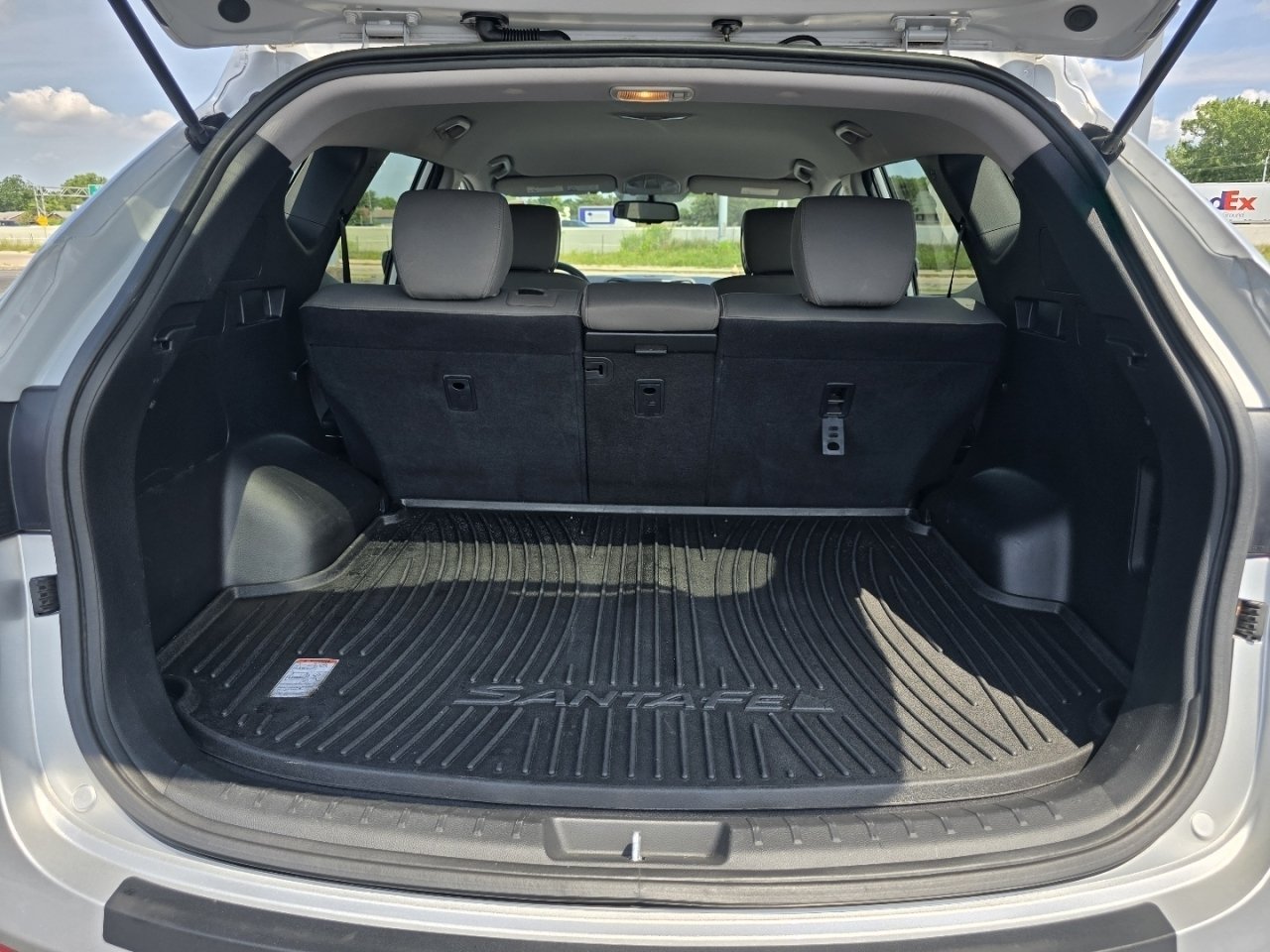 Used 2018 Silver Hyundai  image 19