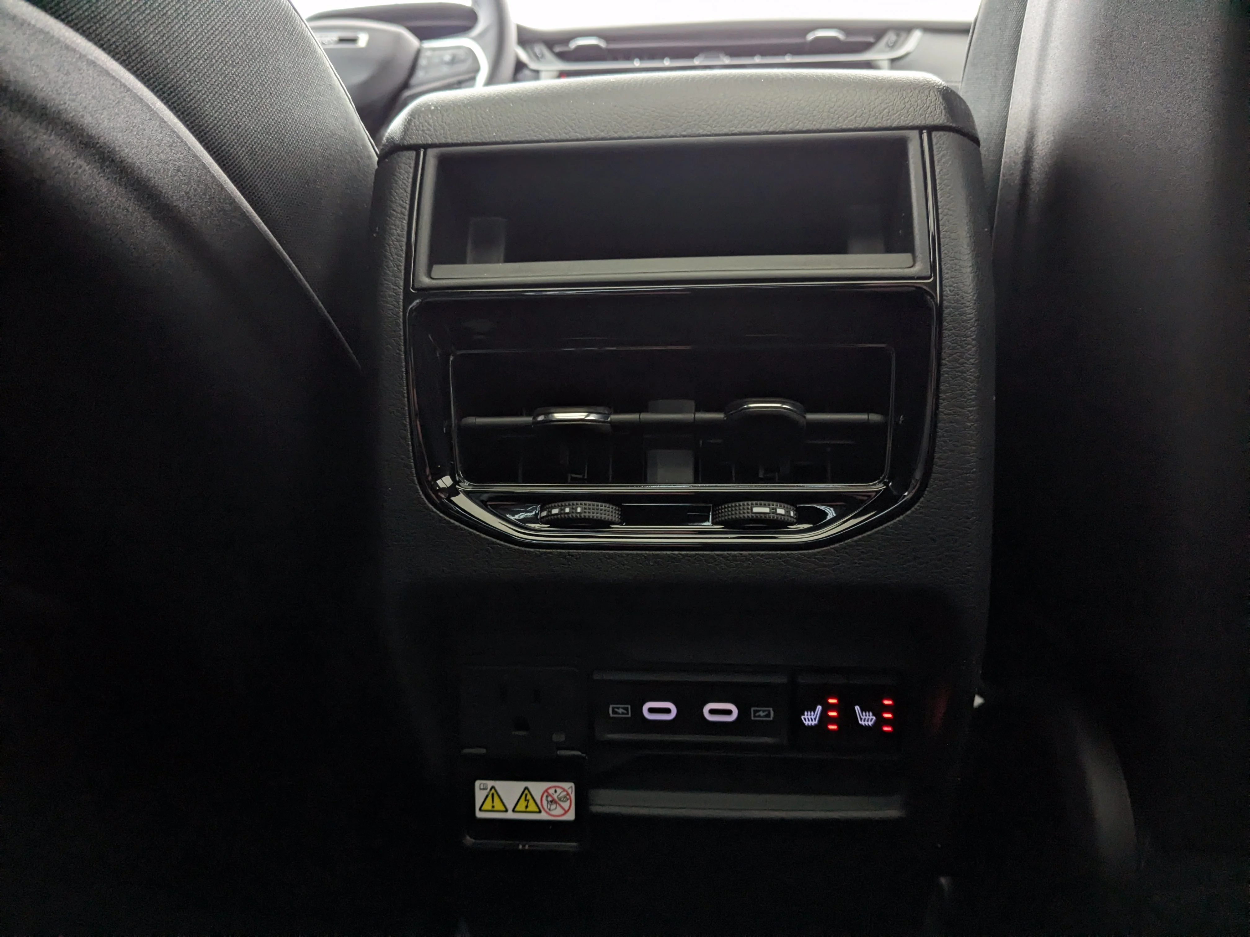 New 2026 White Jeep Limited Reserve - - Nappa Leather - Ventilated Seats - Trailer Tow Pack - Remote Start & More! image 22