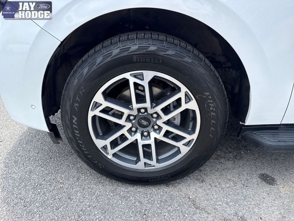 Used 2025 White Ford Active image 32
