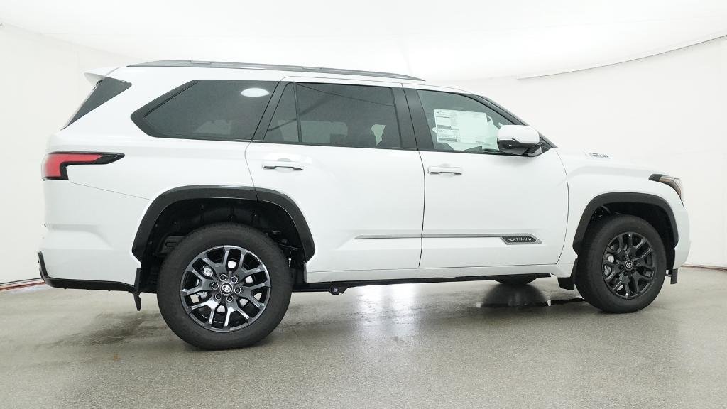 New 2026 Wind Chill Pearl Toyota Platinum image 63