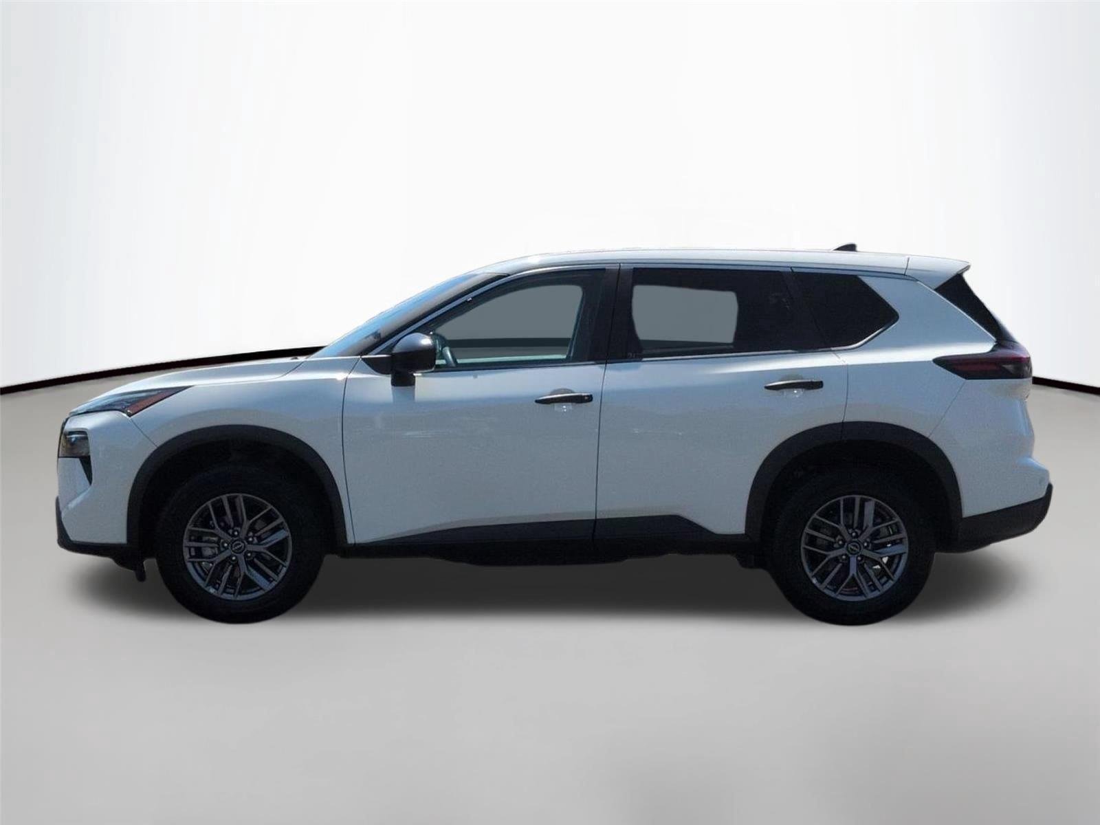Used 2024 Glacier White Nissan S image 2