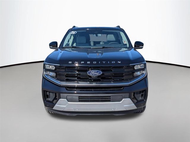 New 2025 Agate Black Metallic Ford Platinum® image 4