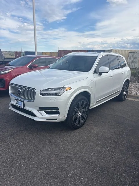 Used 2024 White Volvo Ultimate image 2