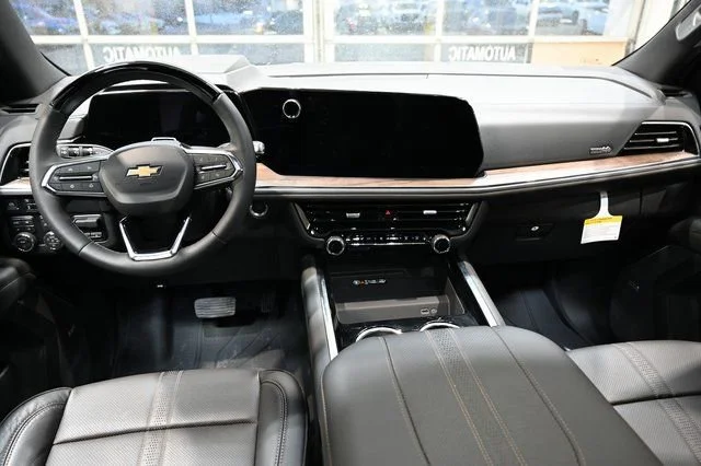 2026 Chevrolet Suburban High Country - Photo 16
