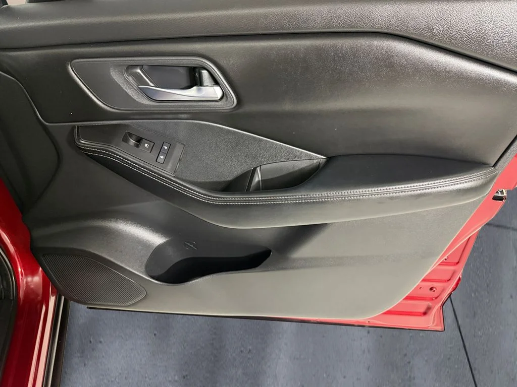 Used 2024 Red Nissan SV image 15