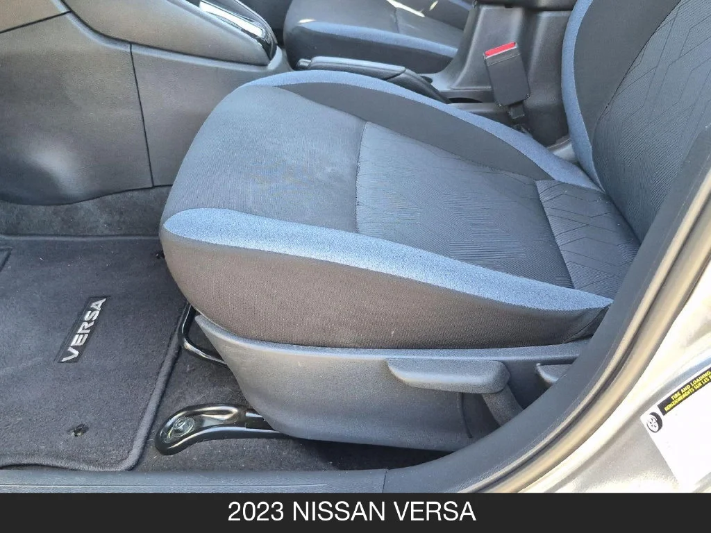 Used 2023 Gray Nissan 1.6 SV image 15