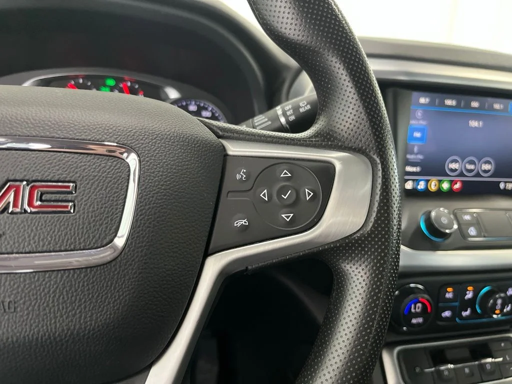 Used 2023 Silver GMC SLE image 7