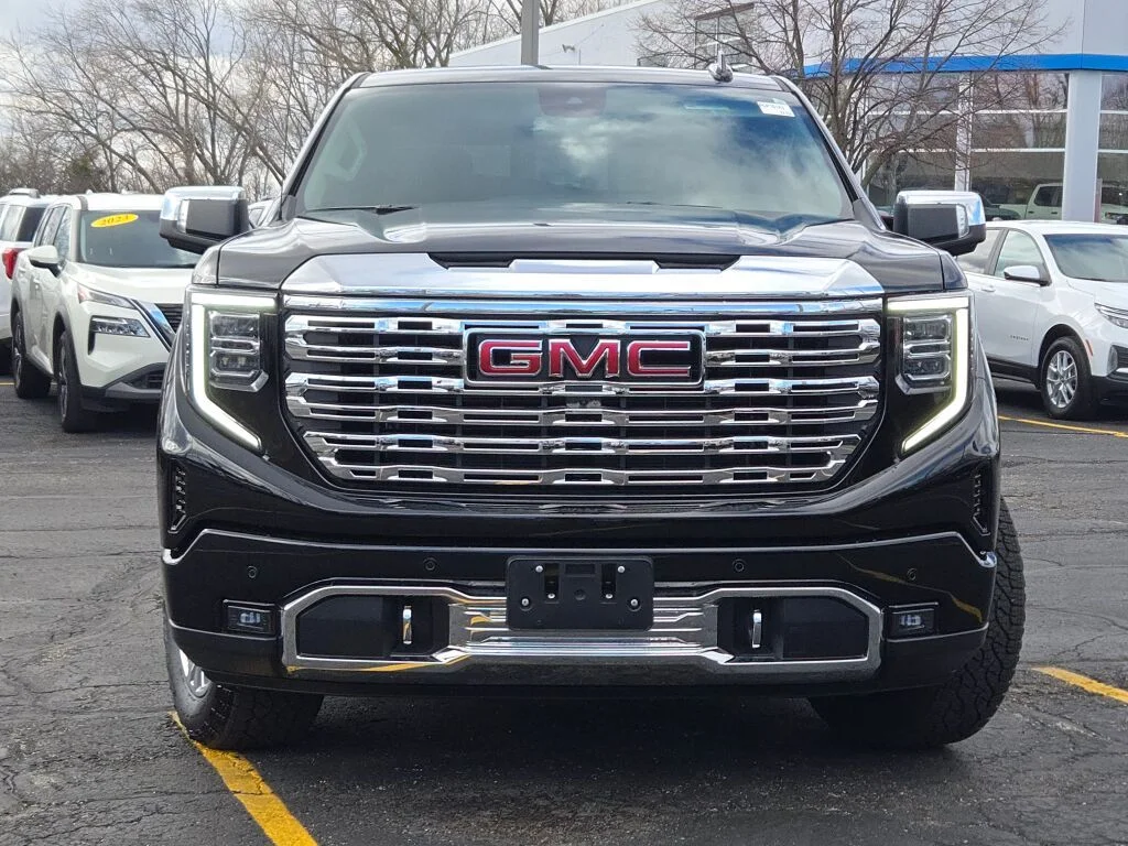 Used 2026 Black GMC Denali image 4