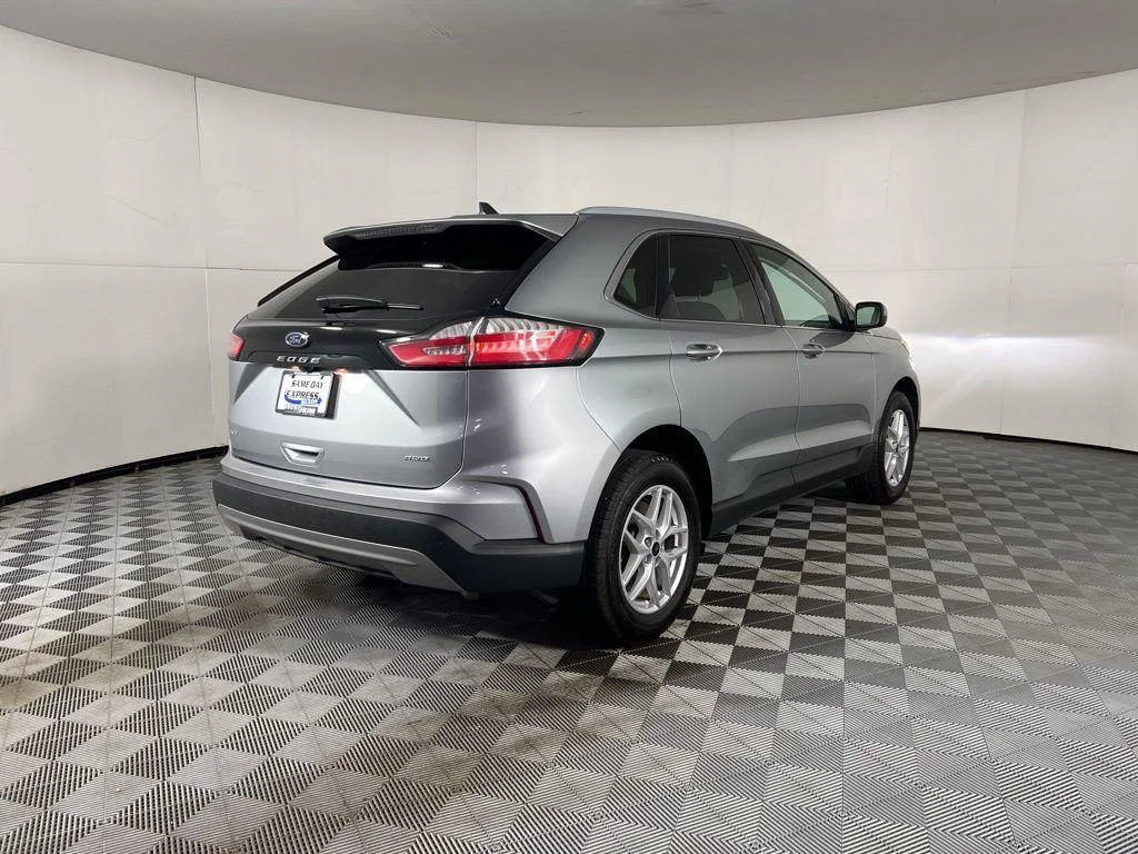 Used 2024 Gy Ford SEL image 8