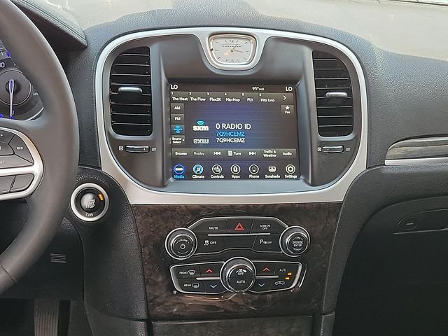 Used 2023  Chrysler Touring image 10