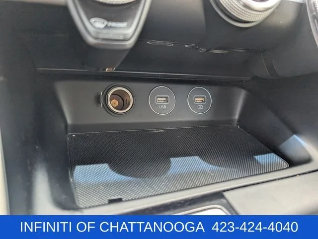 2023 GENESIS G70 Standard - Photo 16