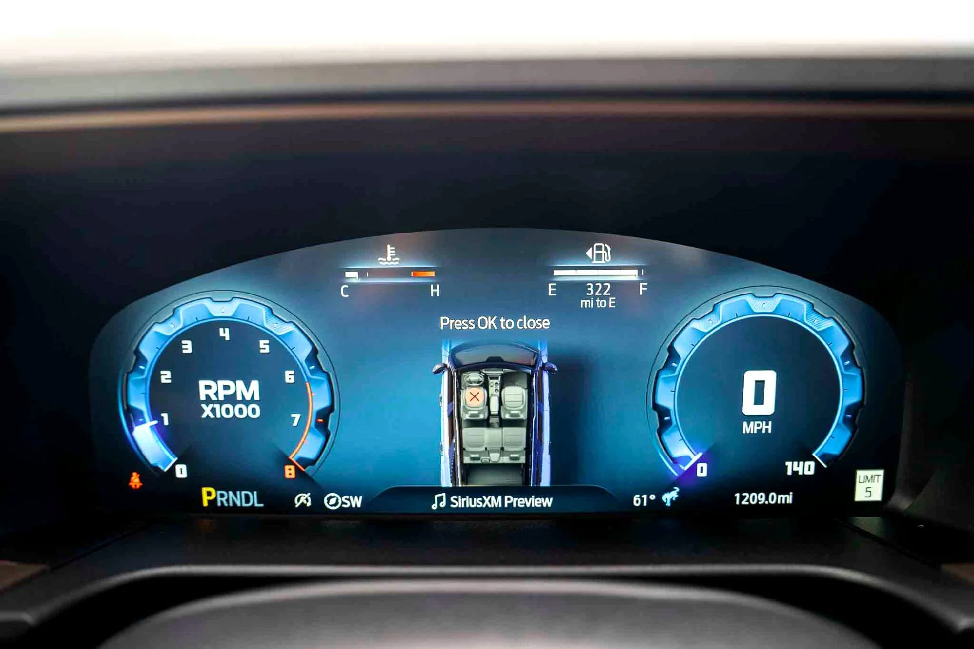 New 2025 Velocity Blue Metallic Ford Outer Banks image 13