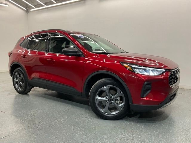 Used 2025 Red Ford ST-Line image 2