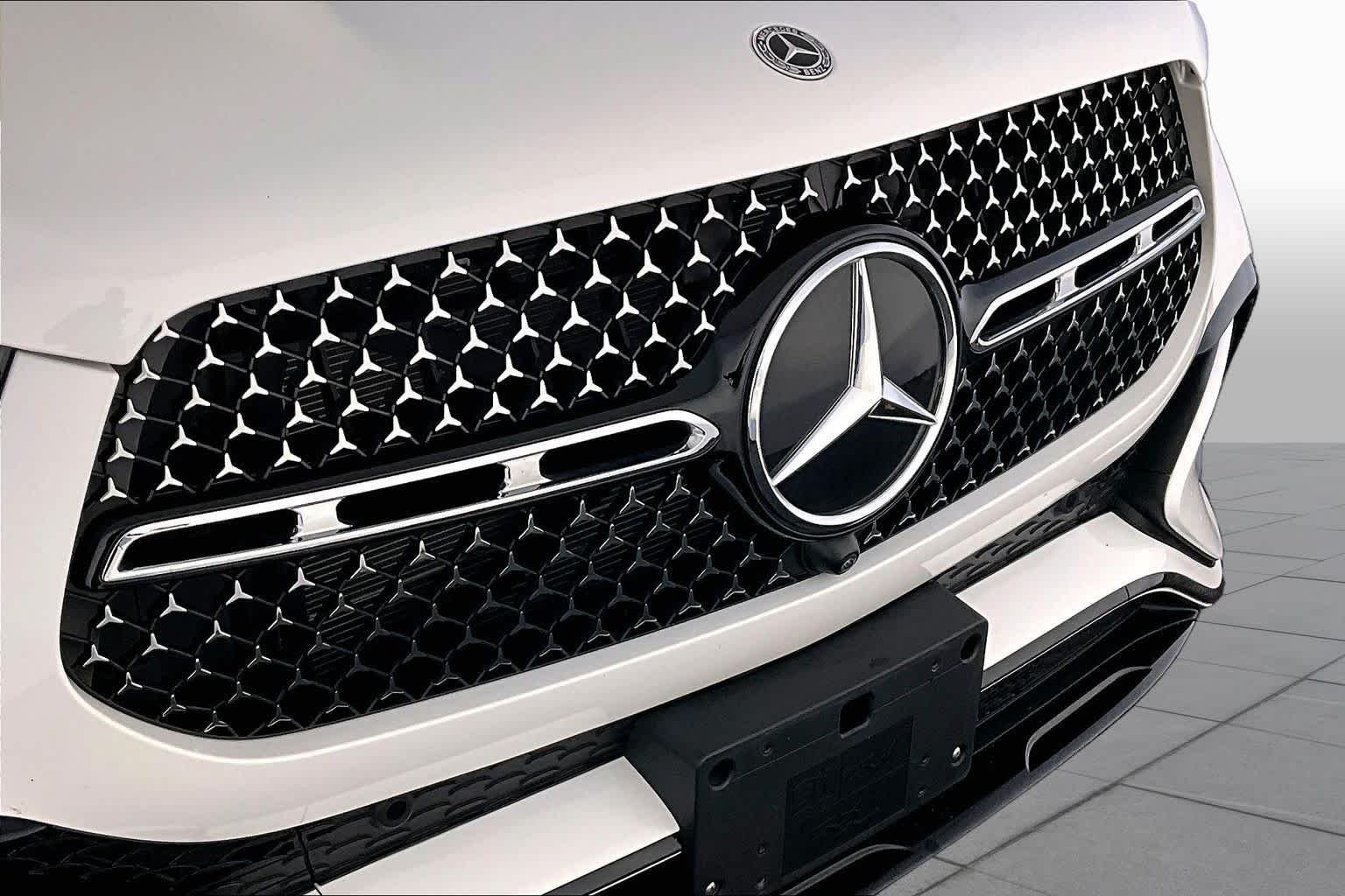 Certified Used 2026 Polar White Mercedes-Benz GLE 350 image 32