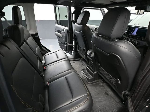 Certified Used 2025 Gray Jeep Sahara image 43