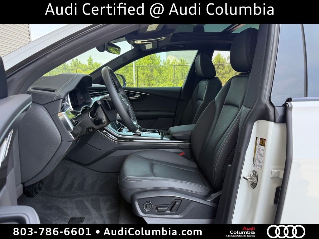 Used 2025  Audi 55 Premium Plus image 22