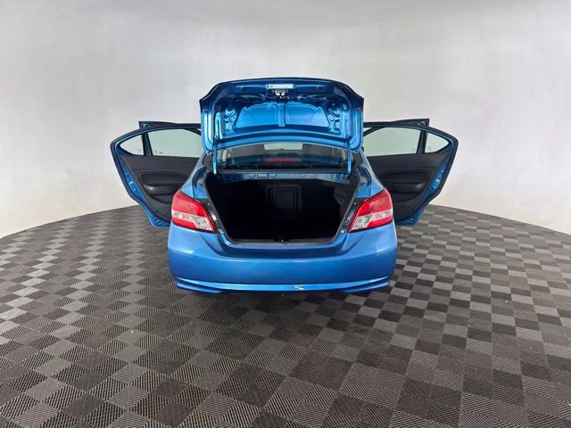 Used 2020  Mitsubishi ES image 18