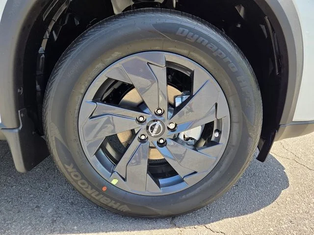 New 2026 Everest White Pearl TriCoat Nissan SV image 18