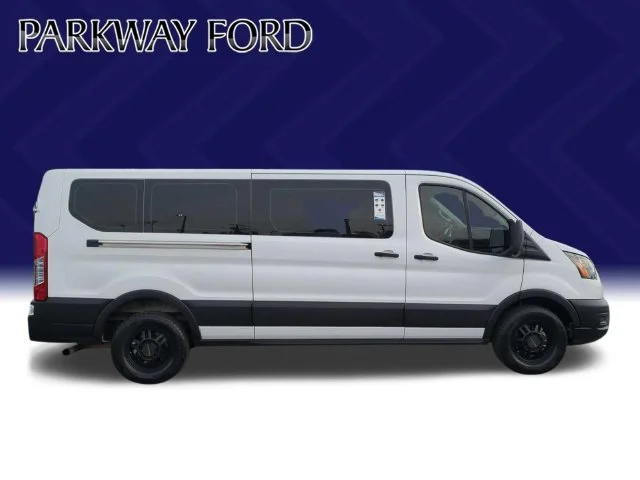 Used 2021 White Ford XL image 6