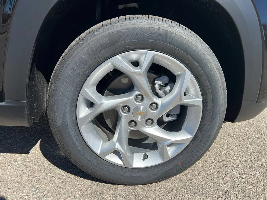 2026 Chevrolet Trax LS - Photo 32