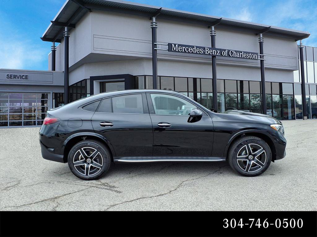 New 2026 Black Mercedes-Benz GLC 300 image 2