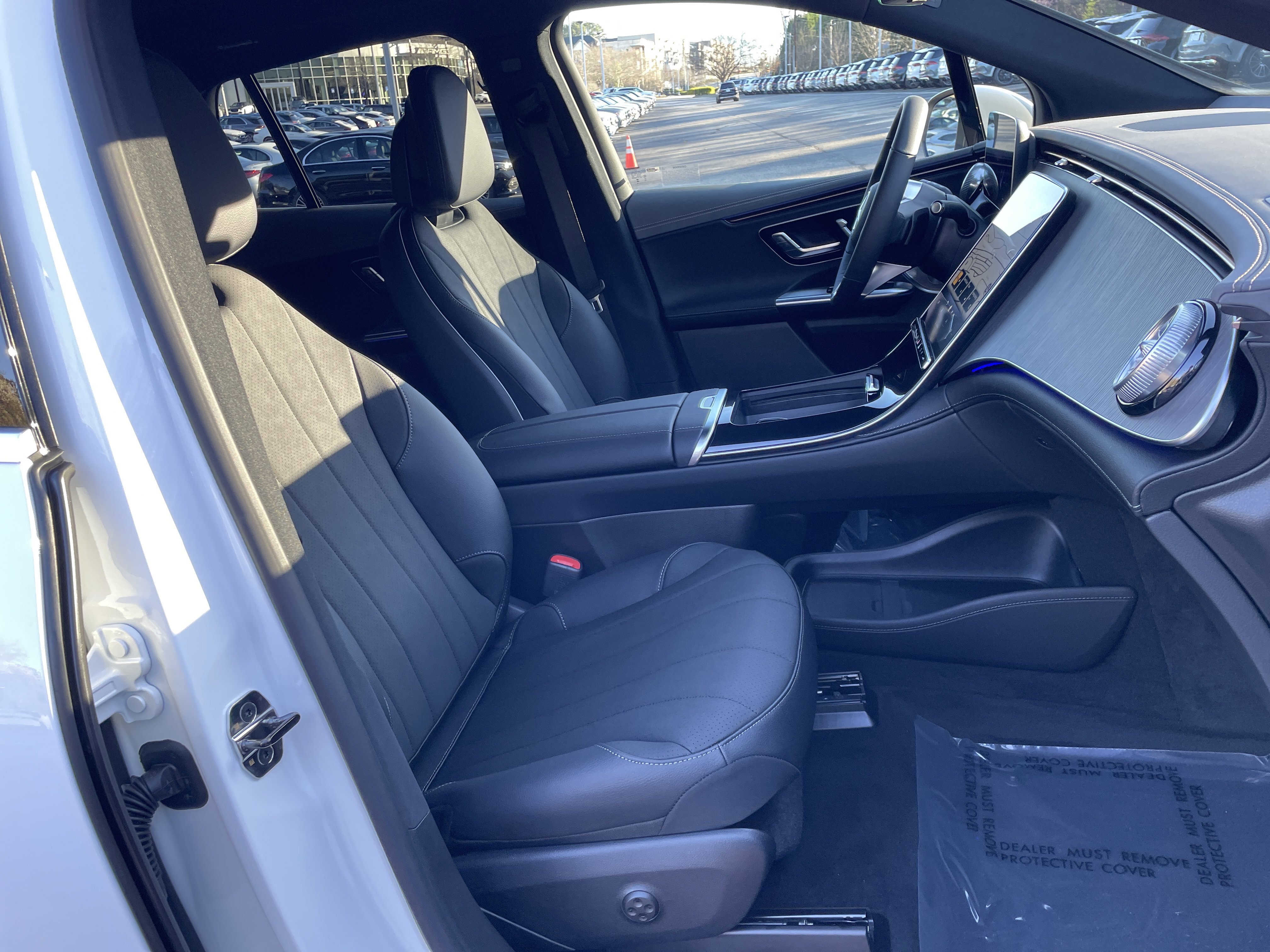 New 2026 Polar White Mercedes-Benz EQE 320 4MATIC® SUV image 43