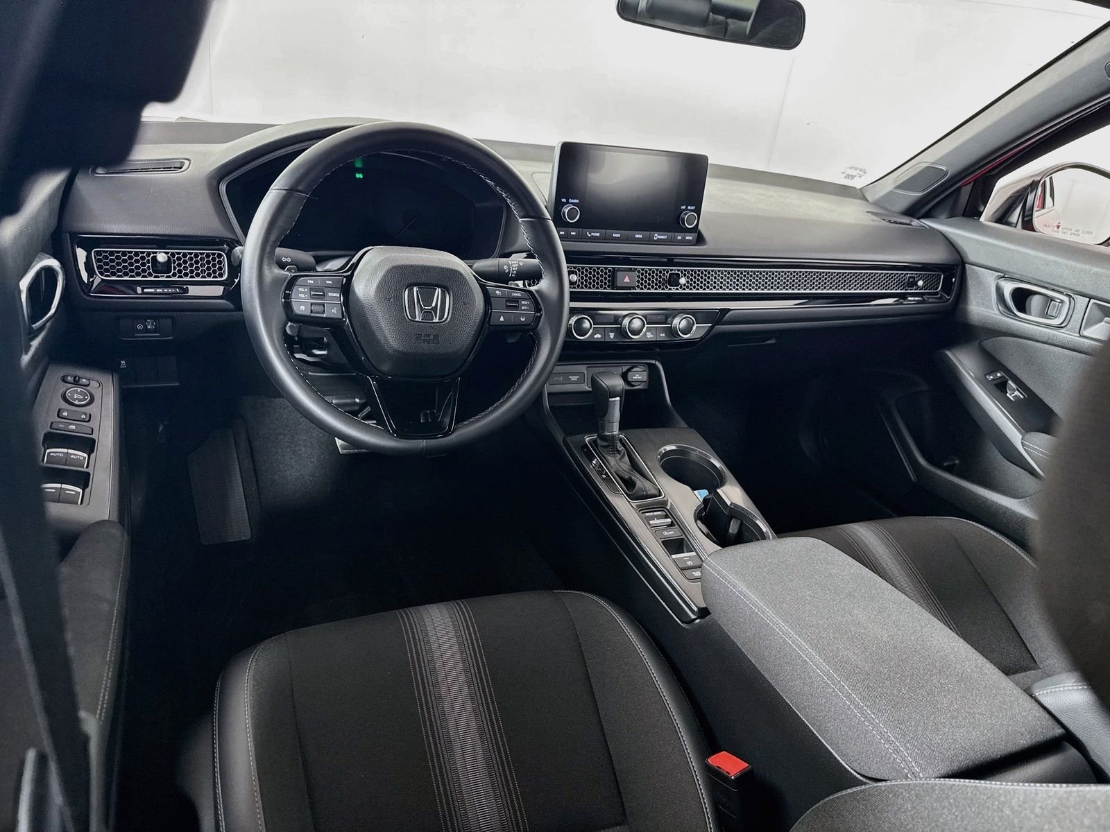 2025 Honda Civic Sport - Photo 18