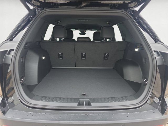 2027 Chevrolet Equinox LT - Photo 20
