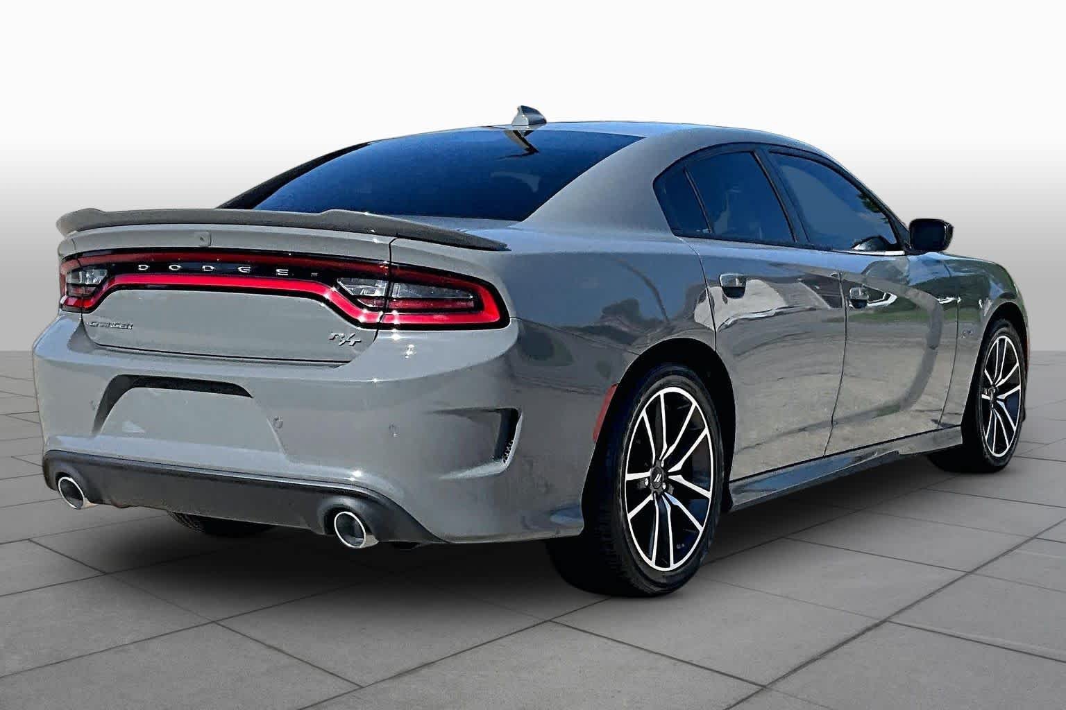 Used 2023 Destroyer Gray Clearcoat Dodge R/T image 13