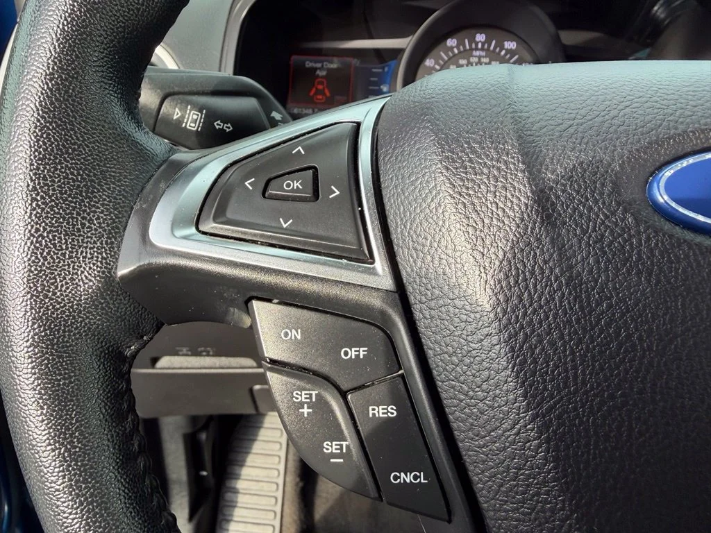 Used 2024 Blue Ford SEL image 32