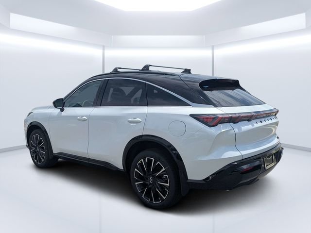 New 2027 2T RAD WHT INFINITI Autograph AWD image 40