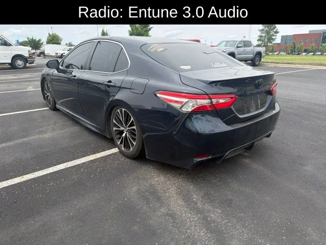 Used 2018 Blue Toyota SE image 9