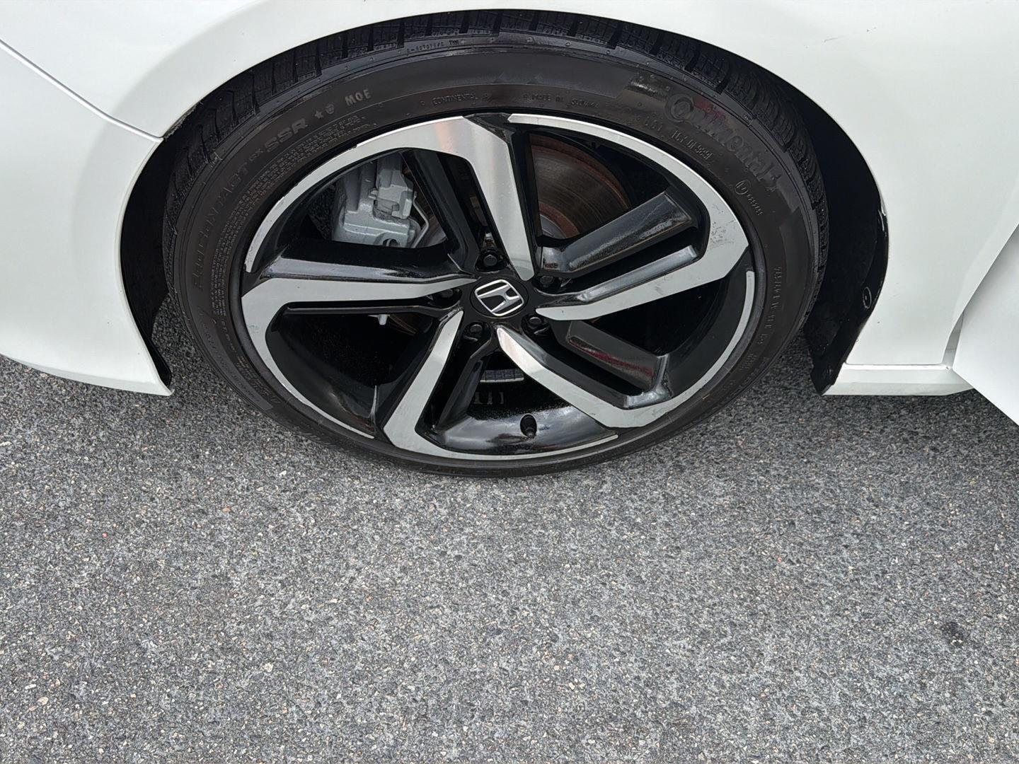 Used 2019 Platinum White Pearl Honda Sport image 32