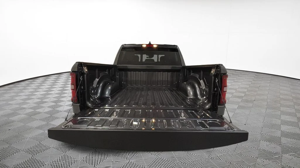 New 2026 Granite Crystal Metallic Clear-Coat Exterior Paint RAM Big Horn/Lone Star image 11