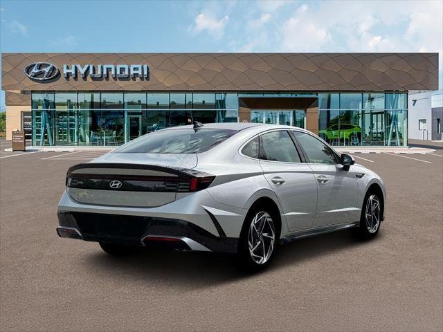 New 2026 Aero Silver Hyundai SEL Sport image 7