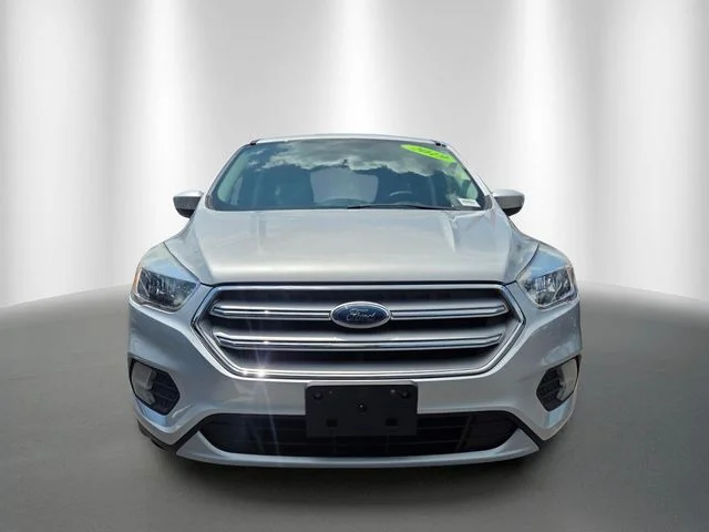 Certified Used 2019 Ingot Silver Ford SE image 8