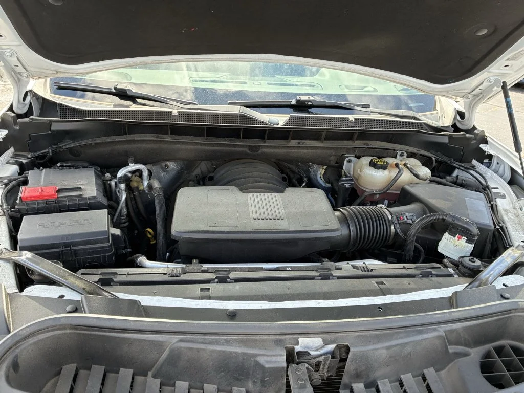 Used 2023 SUMMIT WHITE Chevrolet Premier image 11