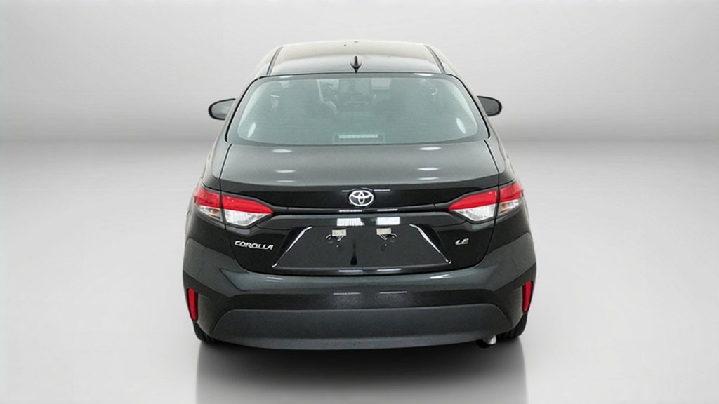 New 2027 Inked Toyota LE image 12