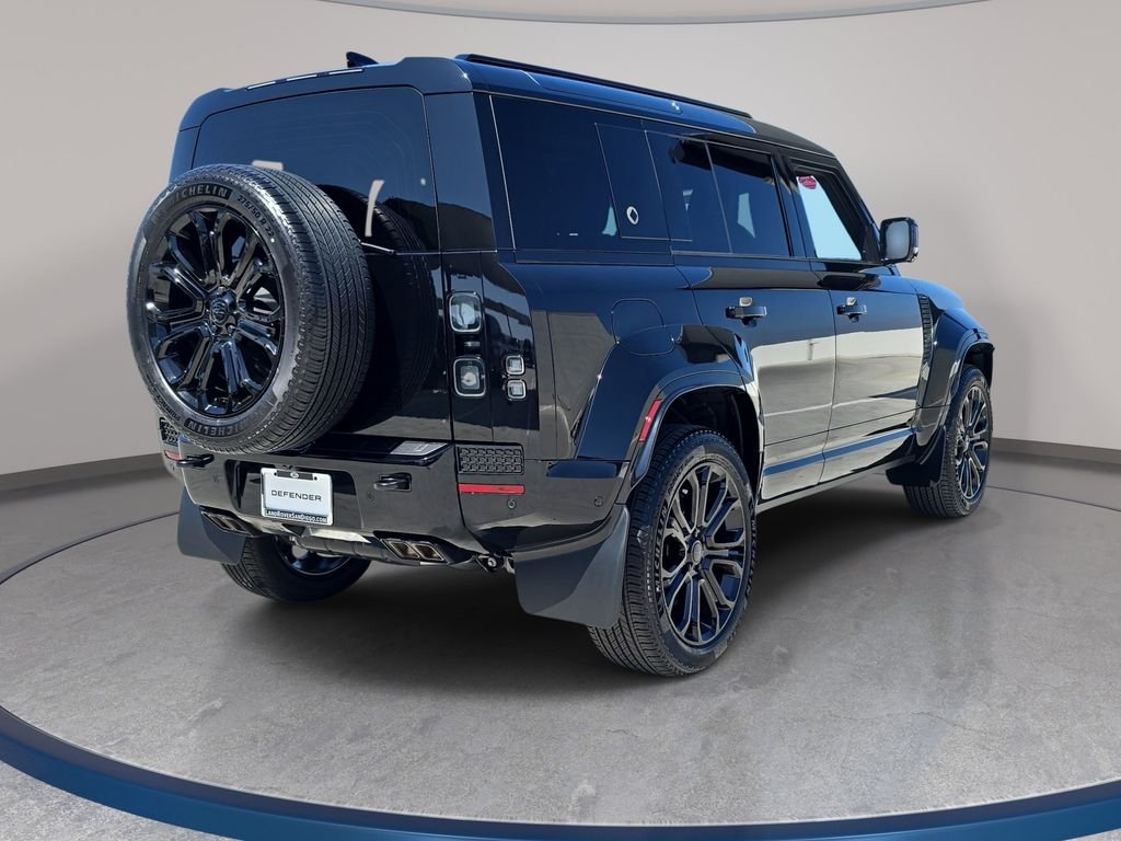 New 2026 Narvik Black Land Rover OCTA Black image 5