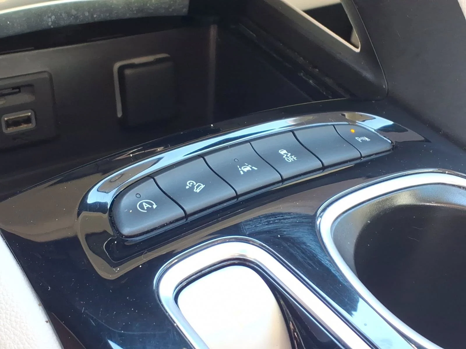 Used 2021 Burnished Bronze Metallic Buick Essence image 15
