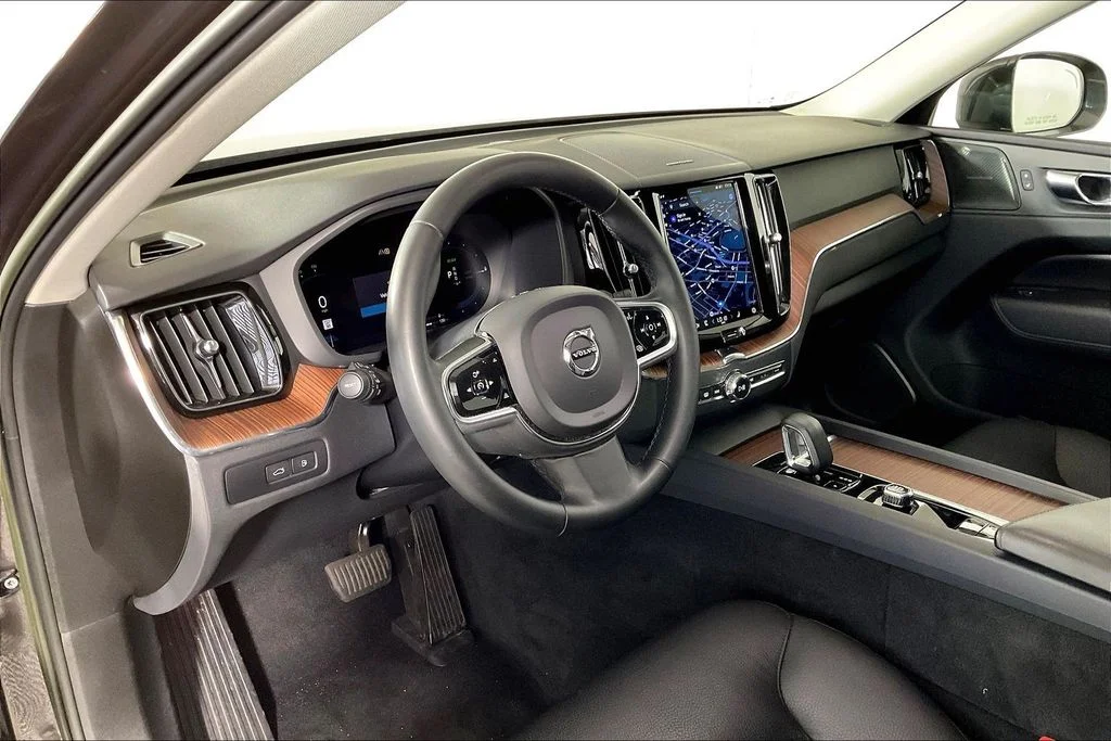 Certified Used 2023 Gray Volvo T8 Plus Bright Theme image 14